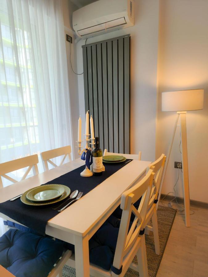 Blue Lagoon Aparthotel Pool & Spa Mamaia Nord Нэводари Экстерьер фото